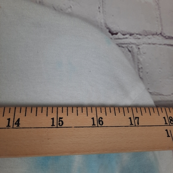 Division Of Labor Wonderland Graphic Tee - Picture 14 of 15